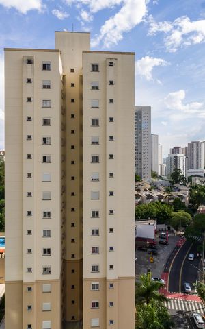 Apartamento para alugar com 168m², 3 quartos e 3 vagas Apartamento para alugar com 168m², 3 quartos e 3 vagasVista do Quarto 3