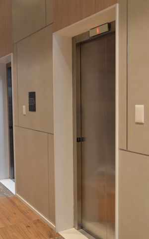 Apartamento à venda com 66m², 2 quartos e 1 vagaElevadores