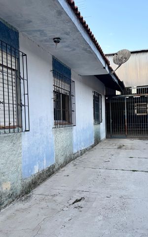 Casa à venda com 110m², 4 quartos e 5 vagas Casa à venda com 110m², 4 quartos e 5 vagasÁrea comum
