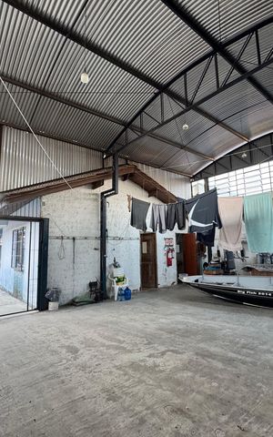 Casa à venda com 110m², 4 quartos e 5 vagas Casa à venda com 110m², 4 quartos e 5 vagasÁrea comum