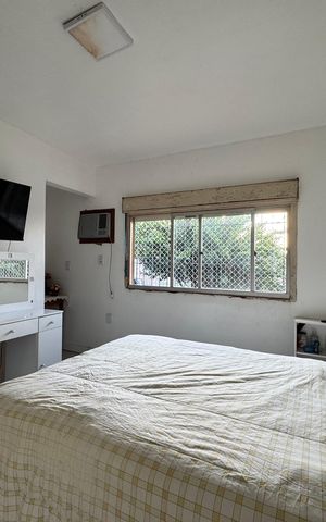 Casa à venda com 110m², 4 quartos e 5 vagas Casa à venda com 110m², 4 quartos e 5 vagasQuarto 2