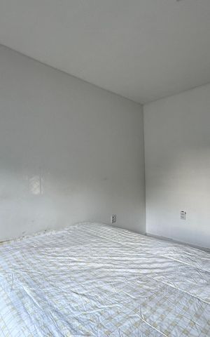 Casa à venda com 110m², 4 quartos e 5 vagas Casa à venda com 110m², 4 quartos e 5 vagasQuarto 2