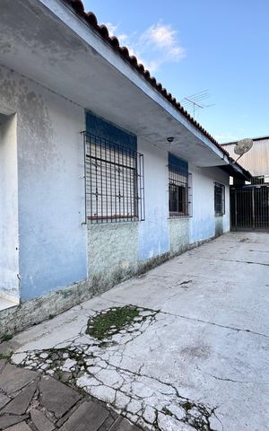 Casa à venda com 110m², 4 quartos e 5 vagas Casa à venda com 110m², 4 quartos e 5 vagasÁrea comum