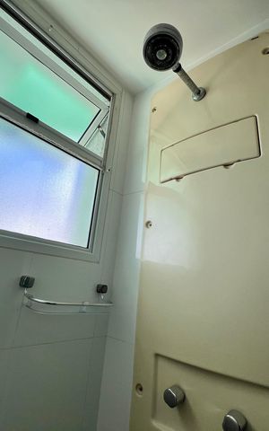 Apartamento à venda com 77m², 2 quartos e sem vaga Apartamento à venda com 77m², 2 quartos e sem vagaBanheiro Suíte