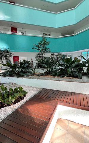 Apartamento à venda com 77m², 2 quartos e sem vaga Apartamento à venda com 77m², 2 quartos e sem vagaHall de Entrada