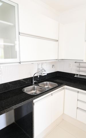 Apartamento à venda com 88m², 3 quartos e 2 vagasCozinha