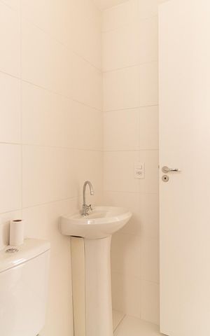 Apartamento à venda com 43m², 2 quartos e sem vaga Apartamento à venda com 43m², 2 quartos e sem vagaBanheiro