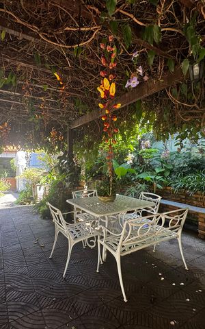 Casa à venda com 350m², 8 quartos e 2 vagas Casa à venda com 350m², 8 quartos e 2 vagasJardim