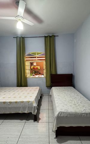 Casa à venda com 350m², 8 quartos e 2 vagas Casa à venda com 350m², 8 quartos e 2 vagasQuarto 6