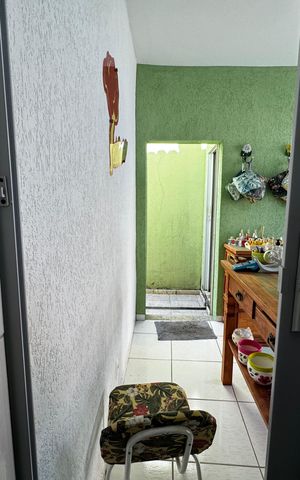 Casa à venda com 350m², 8 quartos e 2 vagas Casa à venda com 350m², 8 quartos e 2 vagasBanheiro 3 - suíte 3 - loja