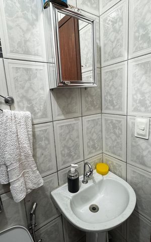Casa à venda com 350m², 8 quartos e 2 vagas Casa à venda com 350m², 8 quartos e 2 vagasBanheiro 5