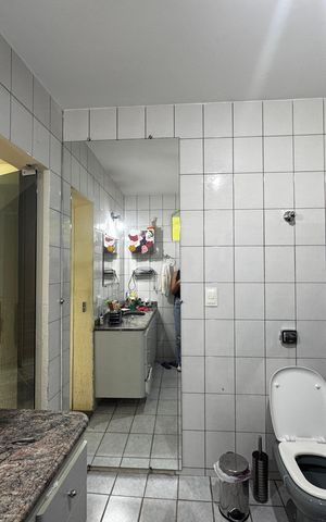 Casa à venda com 350m², 8 quartos e 2 vagas Casa à venda com 350m², 8 quartos e 2 vagasBanheiro 1 - suíte master