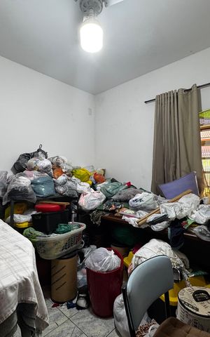 Casa à venda com 350m², 8 quartos e 2 vagas Casa à venda com 350m², 8 quartos e 2 vagasQuarto 5