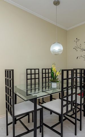 Apartamento à venda com 65m², 3 quartos e 1 vaga Apartamento à venda com 65m², 3 quartos e 1 vagaSala