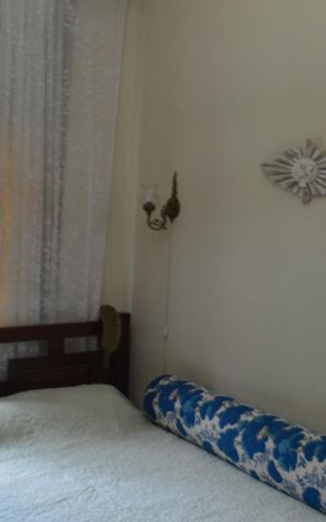 Casa à venda com 310m², 5 quartos e 4 vagas Casa à venda com 310m², 5 quartos e 4 vagasQuarto 2