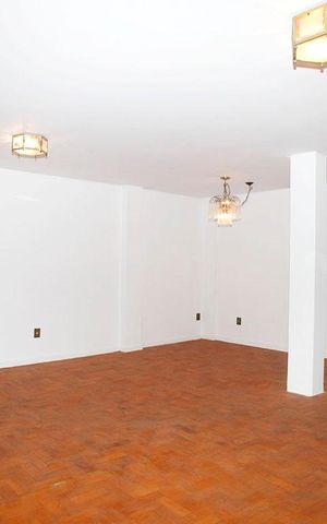 Apartamento à venda com 93m², 2 quartos e 2 vagasSala
