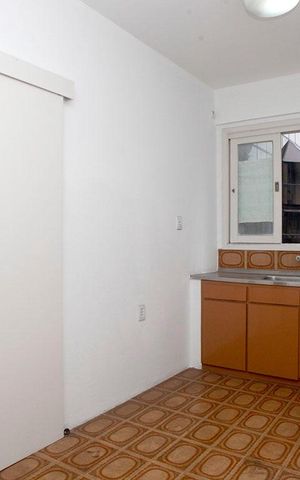 Apartamento à venda com 93m², 2 quartos e 2 vagasCozinha