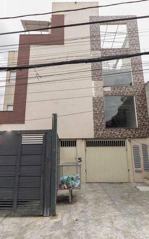 Apartamento à venda com 42m², 2 quartos e 1 vaga Apartamento à venda com 42m², 2 quartos e 1 vagaFachada do Prédio