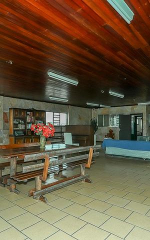 Apartamento à venda com 350m², 5 quartos e 12 vagasÁrea comum - Salão de Festas