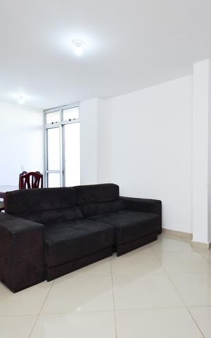 Apartamento à venda com 216m², 3 quartos e 2 vagas Apartamento à venda com 216m², 3 quartos e 2 vagasSala de estar