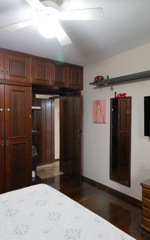 Casa à venda com 1100m², 5 quartos e 10 vagas Casa à venda com 1100m², 5 quartos e 10 vagasQuarto 3