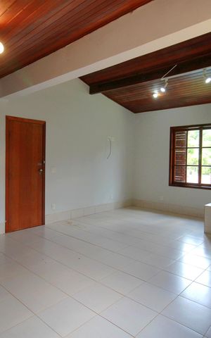 Casa à venda com 4500m², 5 quartos e 4 vagasQuarto 3