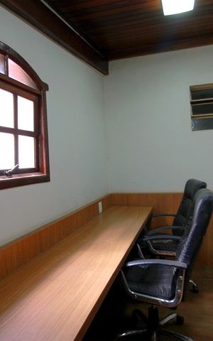 Casa à venda com 4500m², 5 quartos e 4 vagasEscritório