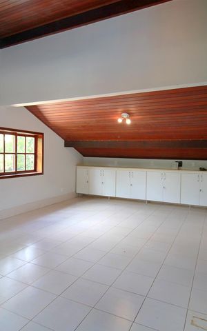 Casa à venda com 4500m², 5 quartos e 4 vagasQuarto 3