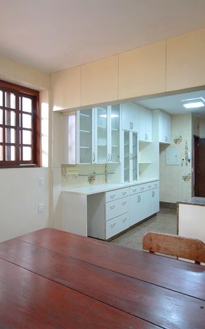 Casa à venda com 4500m², 5 quartos e 4 vagasCozinha