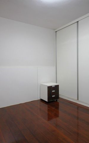 Casa à venda com 4500m², 5 quartos e 4 vagasSuíte 