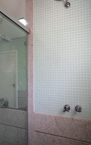 Casa à venda com 4500m², 5 quartos e 4 vagasBanheiro da Suíte