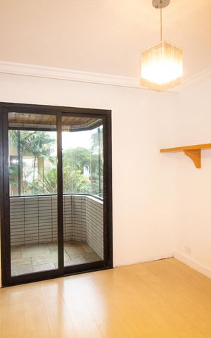 Apartamento para alugar com 170m², 4 quartos e 3 vagas Apartamento para alugar com 170m², 4 quartos e 3 vagasEscritório