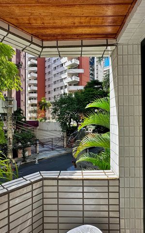 Apartamento à venda com 170m², 4 quartos e 3 vagas Apartamento à venda com 170m², 4 quartos e 3 vagasSacada Suíte 1