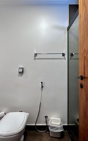 Apartamento à venda com 170m², 4 quartos e 3 vagas Apartamento à venda com 170m², 4 quartos e 3 vagasBanheiro Suíte 3