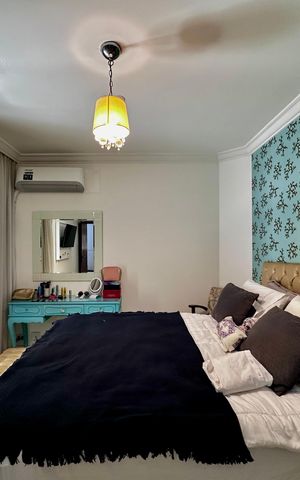 Apartamento à venda com 170m², 4 quartos e 3 vagas Apartamento à venda com 170m², 4 quartos e 3 vagasSuíte 1