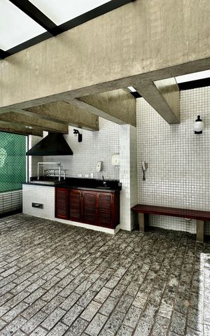 Apartamento à venda com 170m², 4 quartos e 3 vagas Apartamento à venda com 170m², 4 quartos e 3 vagasChurrasqueira