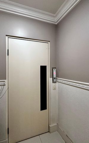 Apartamento à venda com 170m², 4 quartos e 3 vagas Apartamento à venda com 170m², 4 quartos e 3 vagasHall Social Apartamento