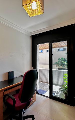 Apartamento à venda com 170m², 4 quartos e 3 vagas Apartamento à venda com 170m², 4 quartos e 3 vagasEscritório