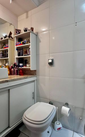 Apartamento à venda com 170m², 4 quartos e 3 vagas Apartamento à venda com 170m², 4 quartos e 3 vagasBanheiro Suíte 2