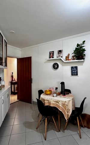 Apartamento à venda com 170m², 4 quartos e 3 vagas Apartamento à venda com 170m², 4 quartos e 3 vagasCozinha