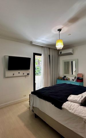 Apartamento à venda com 170m², 4 quartos e 3 vagas Apartamento à venda com 170m², 4 quartos e 3 vagasSuíte 1