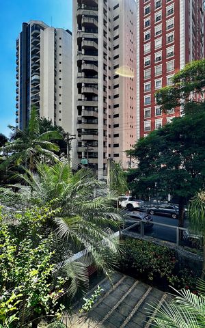 Apartamento à venda com 170m², 4 quartos e 3 vagas Apartamento à venda com 170m², 4 quartos e 3 vagasVista Sacada