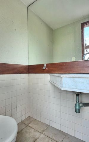 Apartamento à venda com 270m², 3 quartos e 3 vagas Apartamento à venda com 270m², 3 quartos e 3 vagasVaranda / Terraço - Lavabo