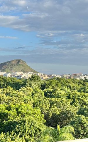Apartamento à venda com 270m², 3 quartos e 3 vagas Apartamento à venda com 270m², 3 quartos e 3 vagasVaranda / Terraço