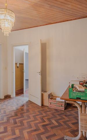 Casa à venda com 600m², 4 quartos e 1 vagaCasa 1 - Quarto 1