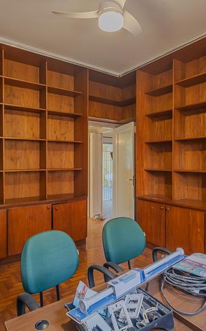 Casa à venda com 600m², 4 quartos e 1 vagaCasa 2 - Escritório
