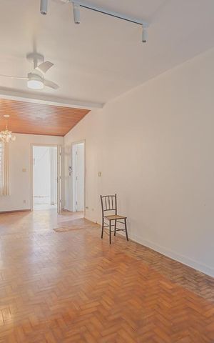 Casa à venda com 600m², 4 quartos e 1 vagaCasa 2 - Sala