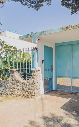 Casa à venda com 600m², 4 quartos e 1 vagaFachada