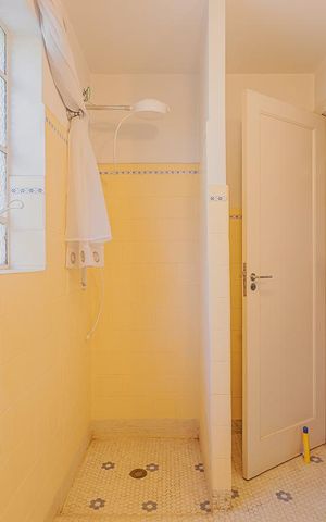 Casa à venda com 600m², 4 quartos e 1 vagaCasa 2 - Banheiro