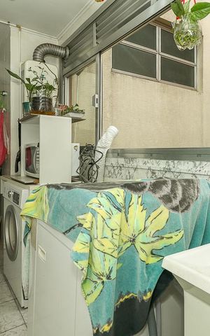 Apartamento à venda com 113m², 3 quartos e 1 vagaÁrea de Serviço